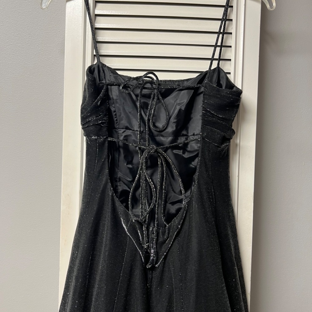 Gown - Picture 11 of 12